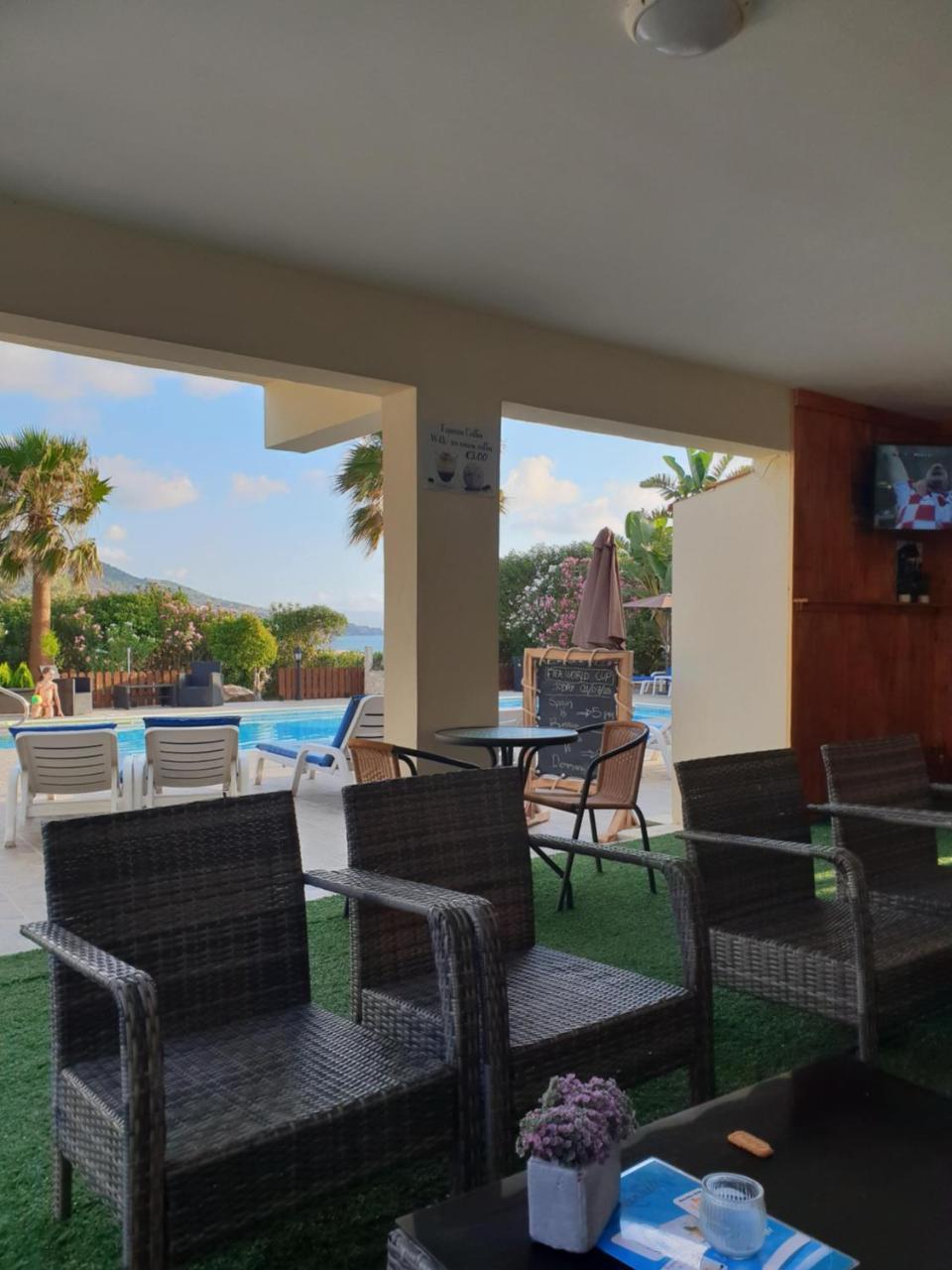 Kanalli Apartments بوموس المظهر الخارجي الصورة