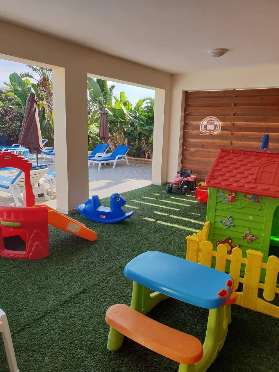 Kanalli Apartments بوموس المظهر الخارجي الصورة